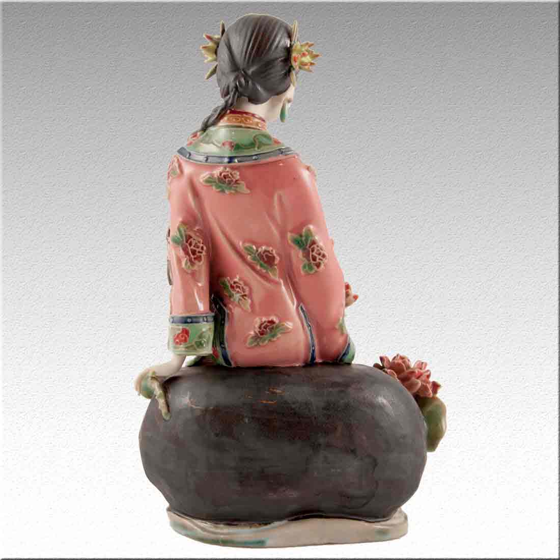 Статуэтка фигура девушки из фарфора «Chinese Lady porcelain» + Premium box в интернет-студии декора / шоурум | ChinaHouse.studio